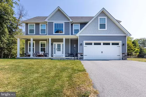 1728 Old Kiln Dr, Chambersburg, PA 17202