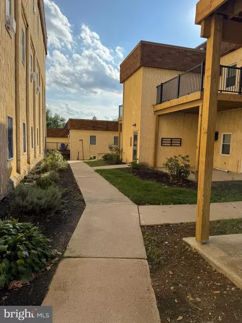 286 W Second St, Waynesboro, PA 17268