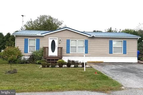 14 Tiffany Dr, Shippensburg, PA 17257