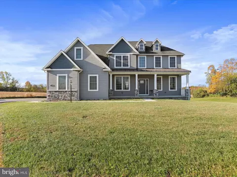 1699 Wind Flower Rd, Chambersburg, PA 17202