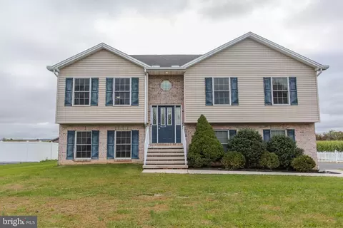 11268 Thornwood Rd, Shippensburg, PA 17257
