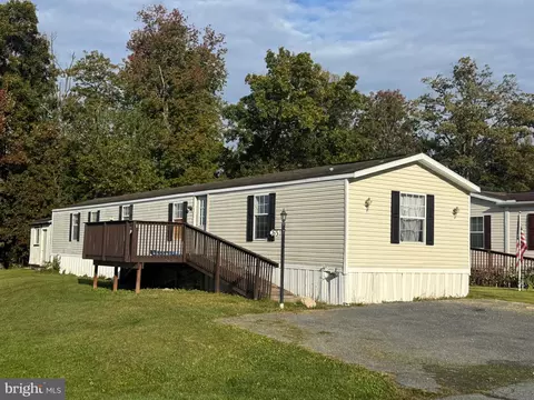 10655 G G Ln #63, Waynesboro, PA 17268