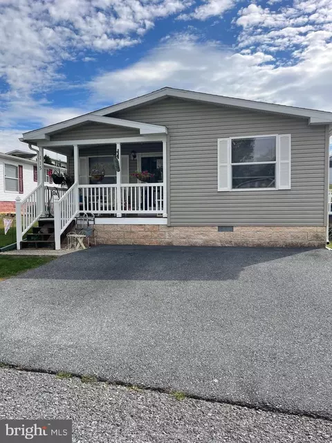115 Coquina Sands Dr, Waynesboro, PA 17268