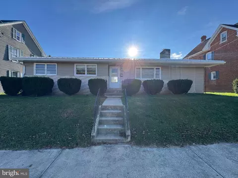 217 Fairview Ave, Waynesboro, PA 17268