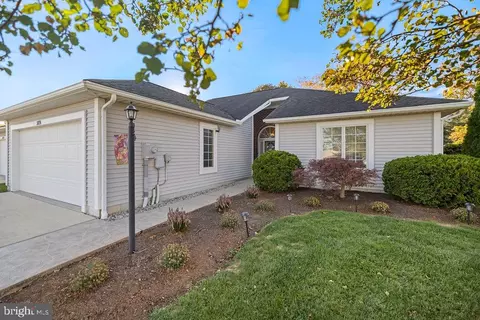 3891 Alfalfa Ln E, Fayetteville, PA 17222