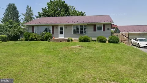555 Hamilton Ave, Chambersburg, PA 17202