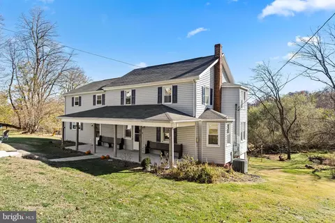 13608 Maryland Ave, Blue Ridge Summit, PA 17214