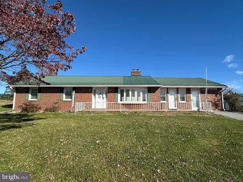 12485 Buchanan Trl W, Mercersburg, PA 17236
