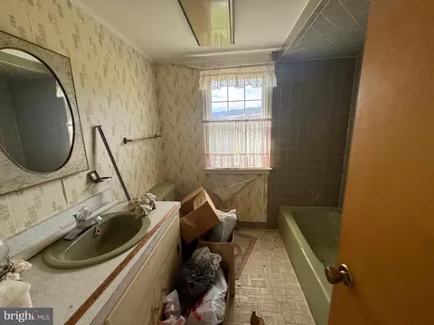 Bath - 19108 Spring Run Road, Spring Run, PA 17262 photo 2 of 2