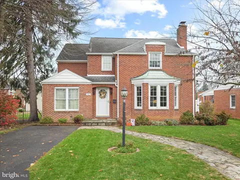 1427 Wilson Ave, Chambersburg, PA 17201