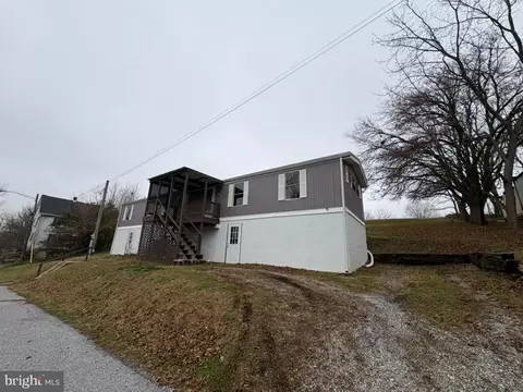 504 Cleveland Avenue Ext, Waynesboro, PA 17268