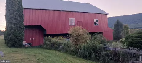 18493 Amberson Rd, Spring Run, PA 17262
