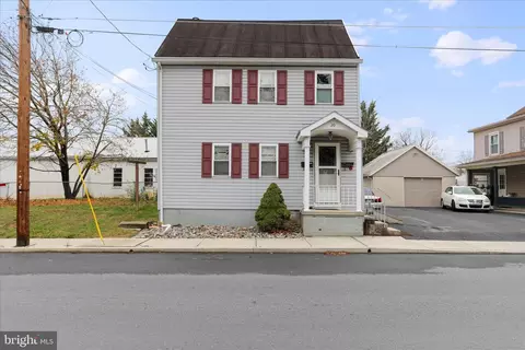 20 E Madison St, Greencastle, PA 17225