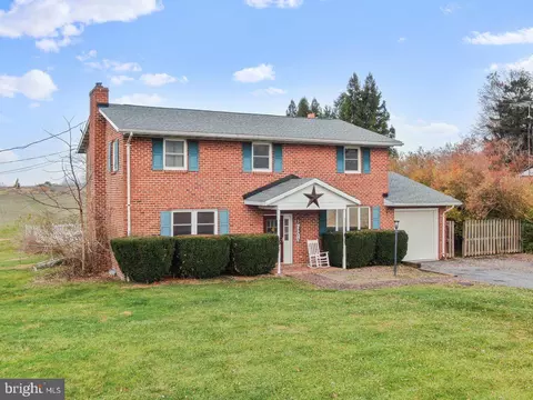 9931 Mcclanahan Rd, Greencastle, PA 17225