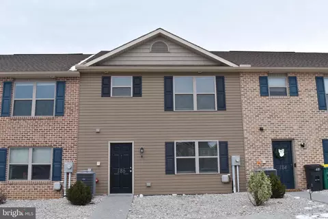 186 Delano Dr, Chambersburg, PA 17201