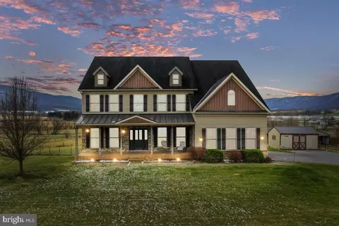 9763 Blue Spring Rd, Mercersburg, PA 17236