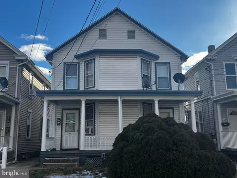 914916 Wilson Ave, Chambersburg, PA 17201