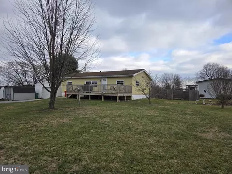 10750 Mapleton Rd, Shippensburg, PA 17257