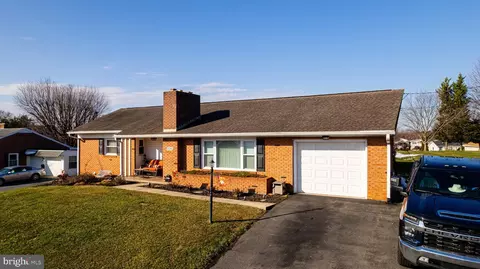 13345 Old Mill Rd, Waynesboro, PA 17268
