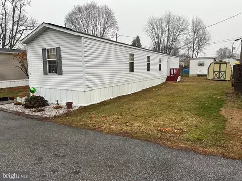 5368 Philadelphia Ave #15, Chambersburg, PA 17202