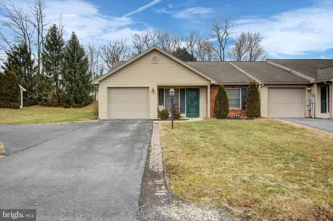 128 Sequoia Ct #38, Chambersburg, PA 17201