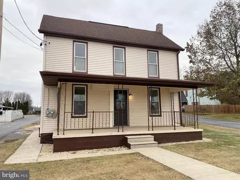 796 Cleveland Ave, Chambersburg, PA 17201