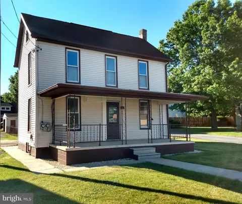 796 Cleveland Ave, Chambersburg, PA 17201