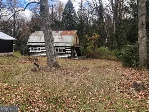 Pennersville Road, Waynesboro, PA 17268