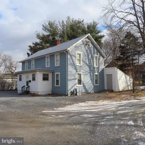 151 N Church Ln, Greencastle, PA 17225