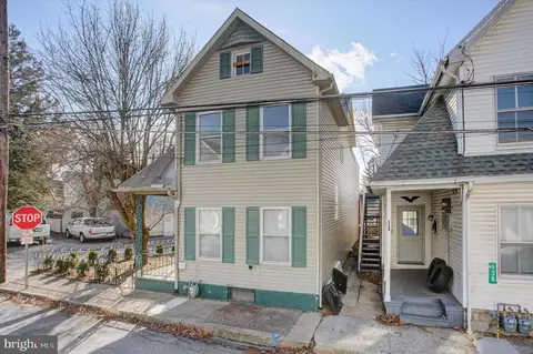 140 Vine St, Chambersburg, PA 17201