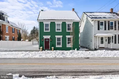148 N Carlisle St, Greencastle, PA 17225