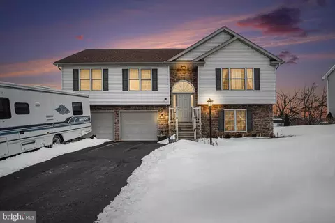 400 Frick Ave, Waynesboro, PA 17268