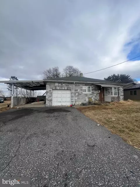 307 Wagner Rd, Chambersburg, PA 17202
