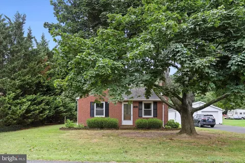 105 Poplar St, Mont Alto, PA 17237