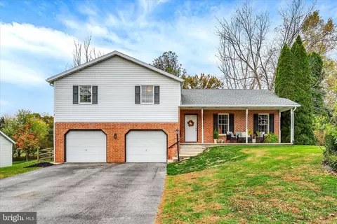 3467 Church St, Chambersburg, PA 17202