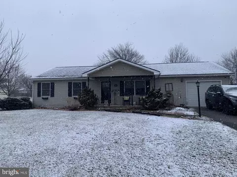 13559 Mockingbird Ln, Orrstown, PA 17244