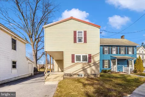 241 N Franklin St, Chambersburg, PA 17201