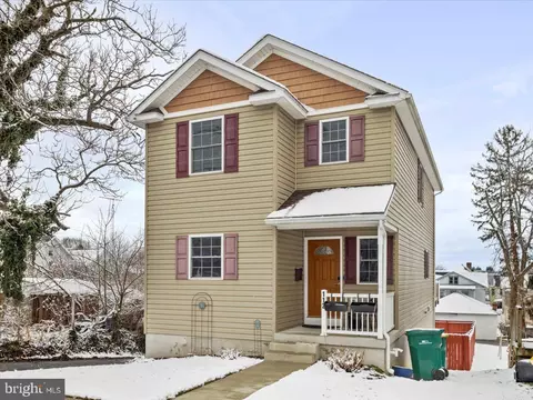 112 Harrison Ave, Waynesboro, PA 17268