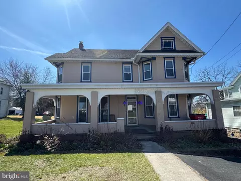3915 Scotland Main St, Chambersburg, PA 17202