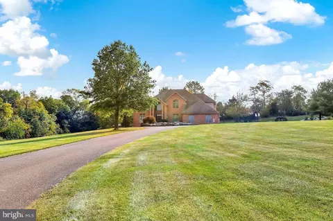 113 Aaron Ct, Saint Thomas, PA 17252