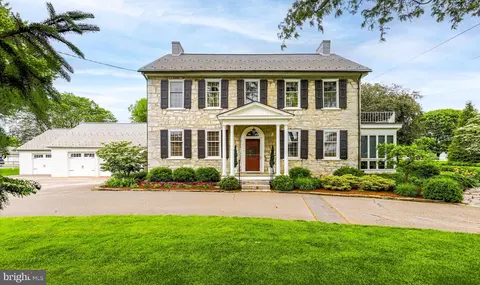 5645 Greenvillage Rd, Chambersburg, PA 17202