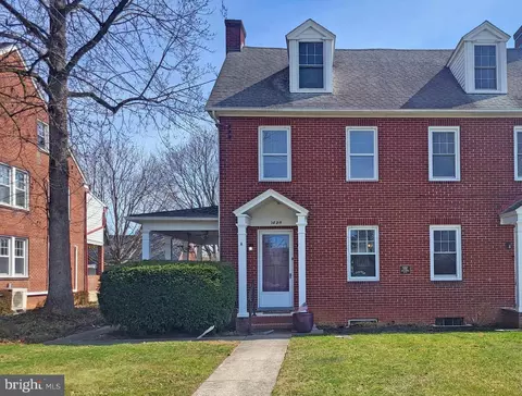 1428 Alexander Ave, Chambersburg, PA 17201