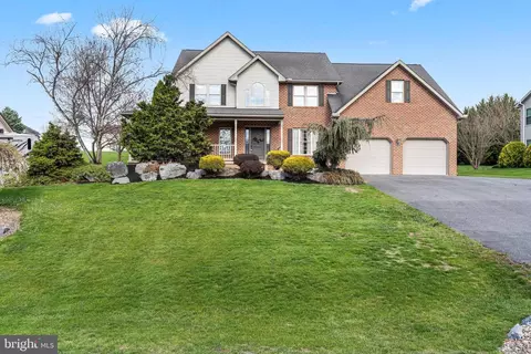 1831 Bell Ave, Chambersburg, PA 17202