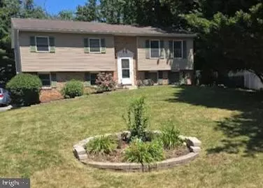 1047 Celeste Dr, Shippensburg, PA 17257