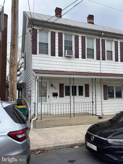 769 Fairground Ave, Chambersburg, PA 17201