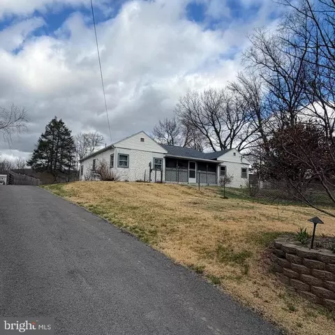 4769 Newman Rd, Fayetteville, PA 17222