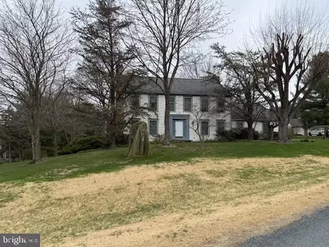 12275 Knollwood Cir, Waynesboro, PA 17268