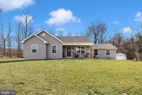 12639 Pen Mar Rd N, Waynesboro, PA 17268