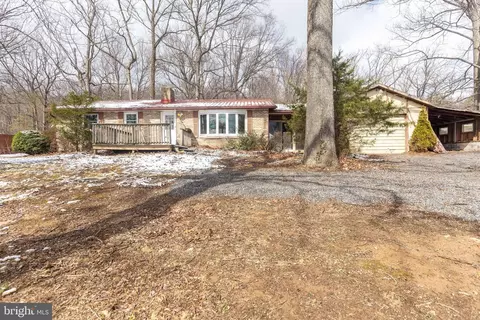 8493 Fort Mccord Rd, Chambersburg, PA 17202