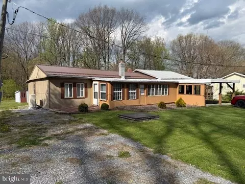 11559 S Mountain Rd, South Mountain, PA 17261